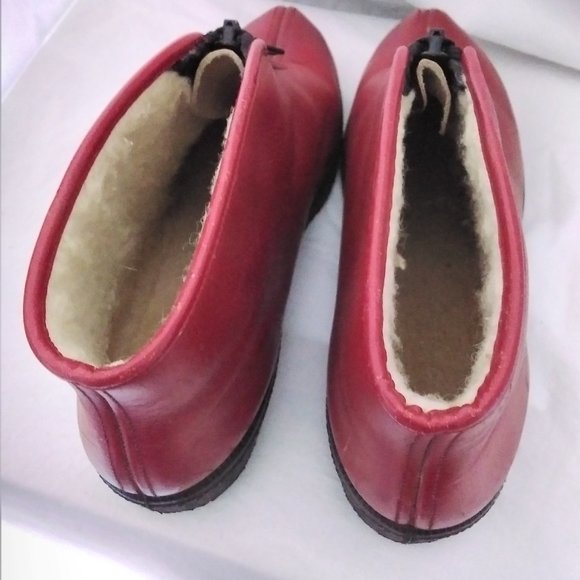 Novella Bootie Swiss made Vintage Red Leather Low top Size 6 EU, 7.5 US - Picture 4 of 7